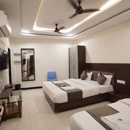 Hotel Dev Kripa Ujjain Exterior photo